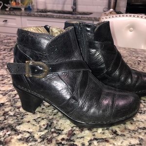 Black leather booties RESERVE FOR HAPPYGABBIE